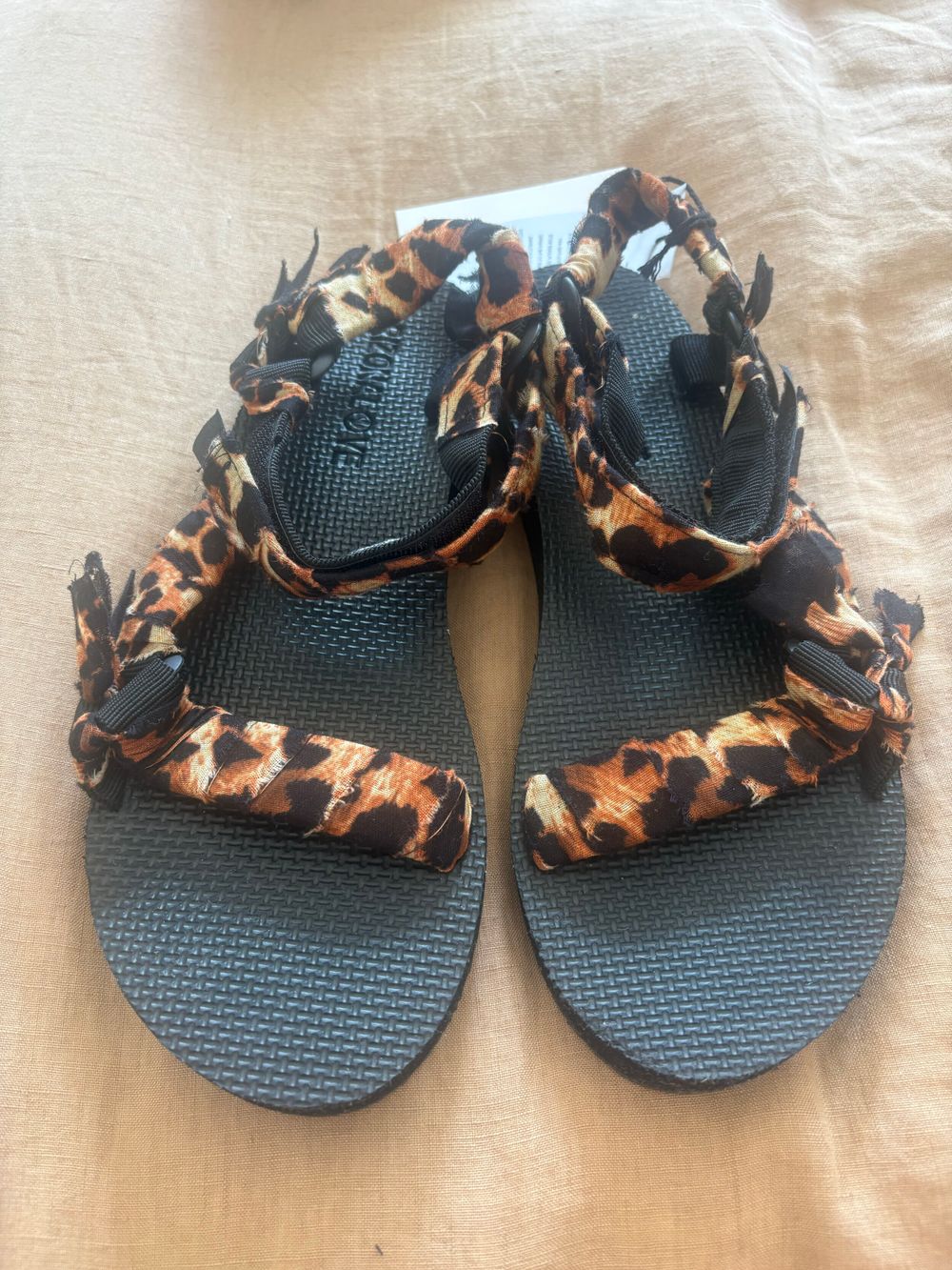 Arizona Love Leopard Print Trekky Sandals
