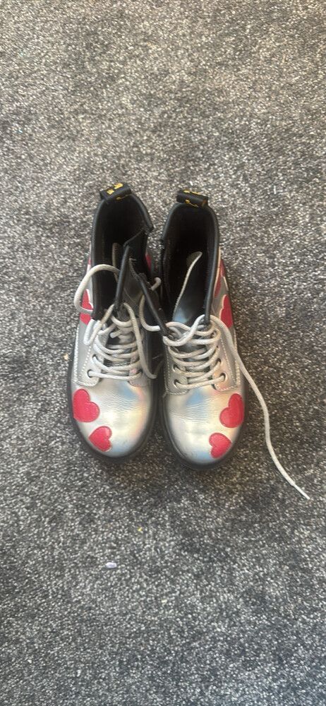 Dr Marten