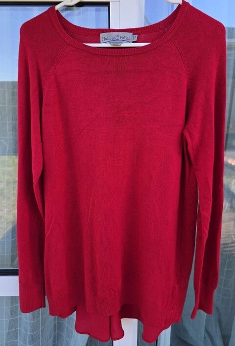 HOLMES & FALLON Red Knit Top – Size M