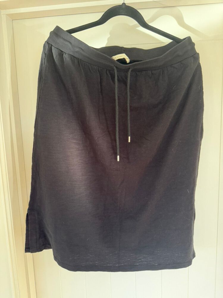 3rd Story Black Skirt