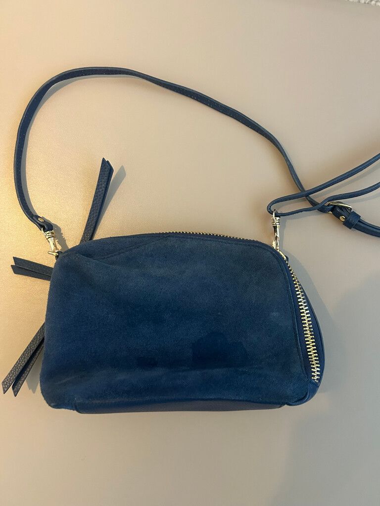 Vash Blue Crossbody Bag