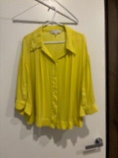 Veronika Maine Yellow blouse