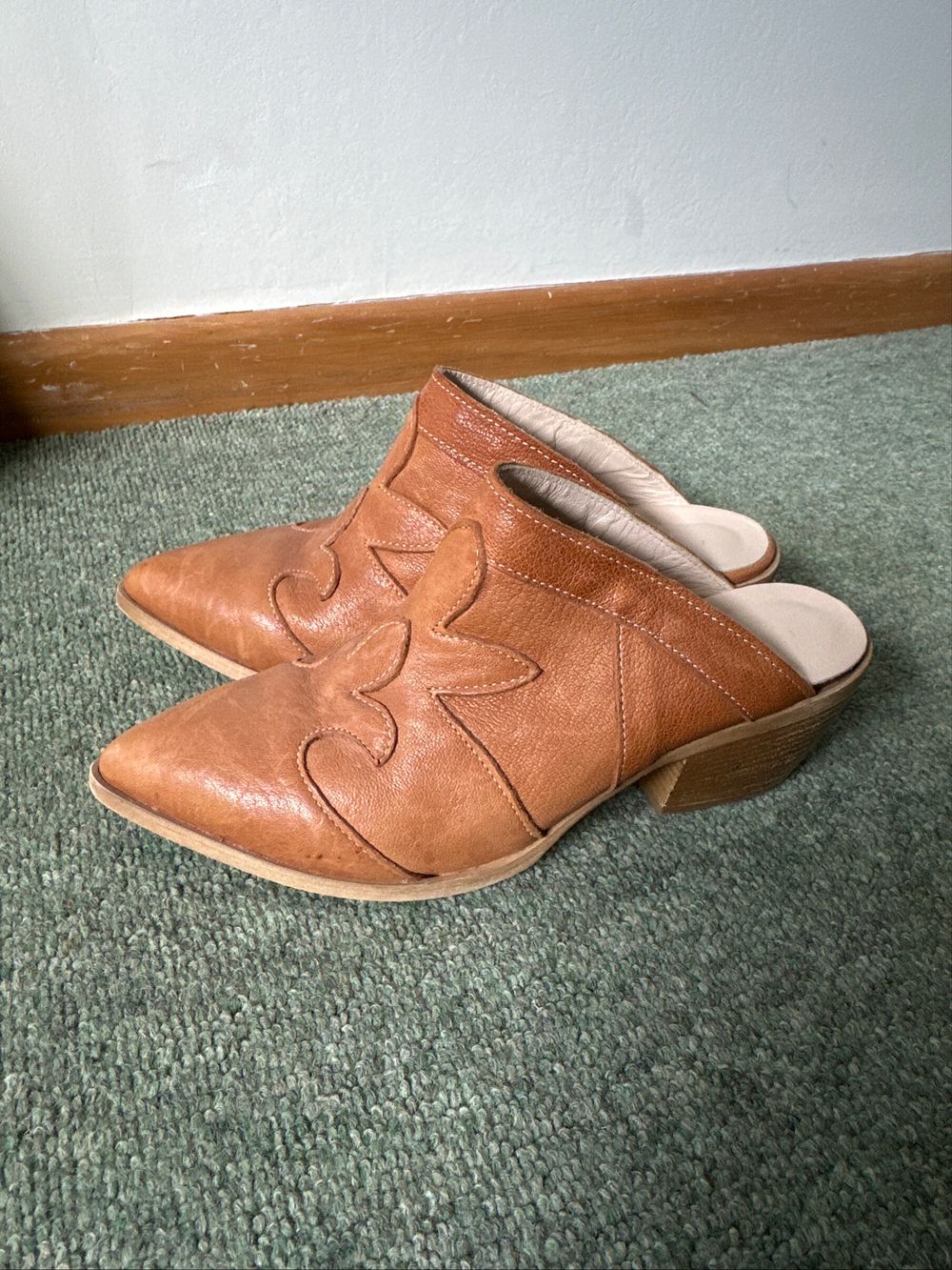 Brown Muel