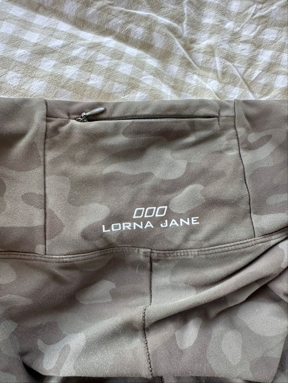 Lorna Jane tight