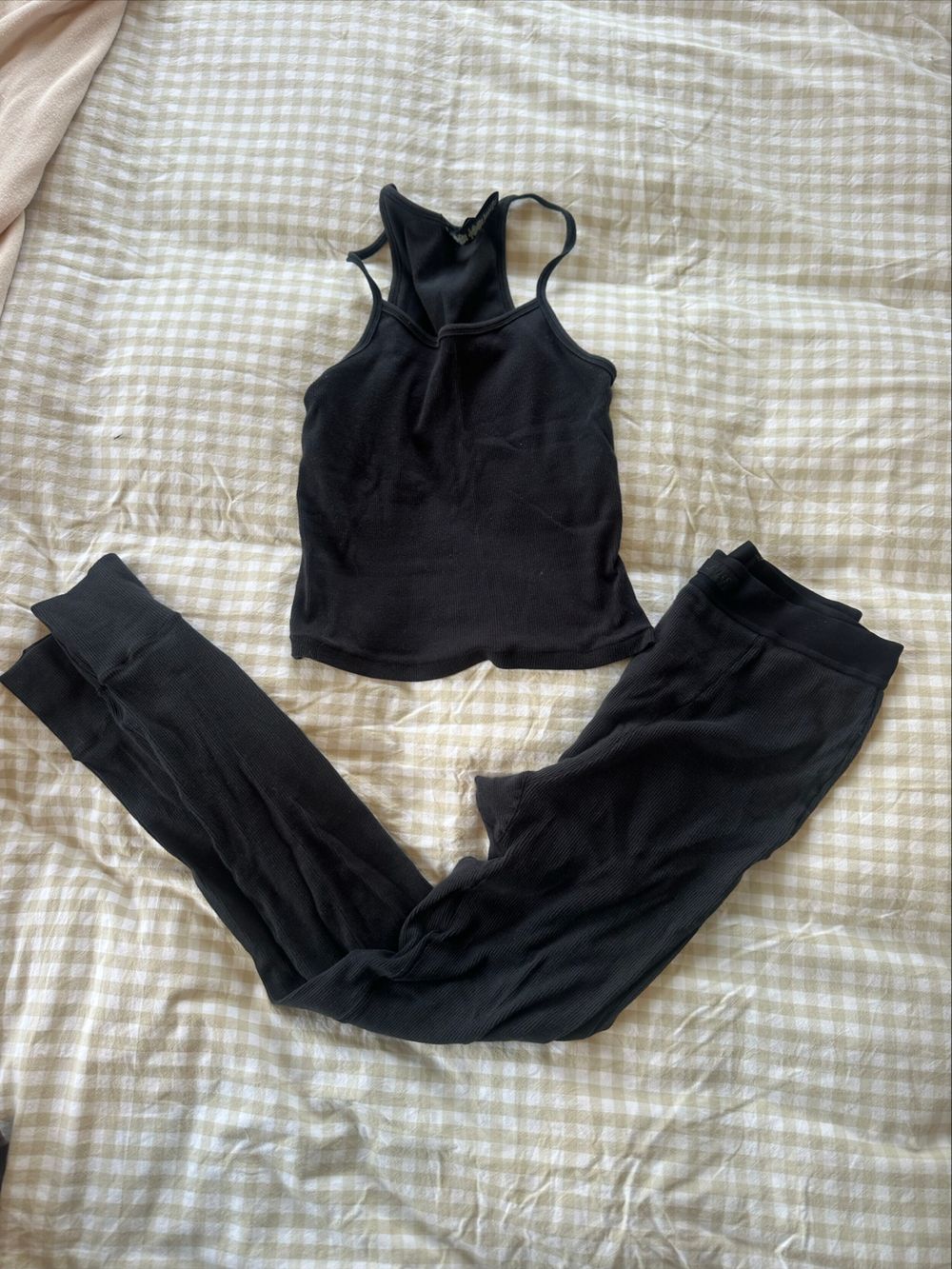 Black Ribbed Lounge Set