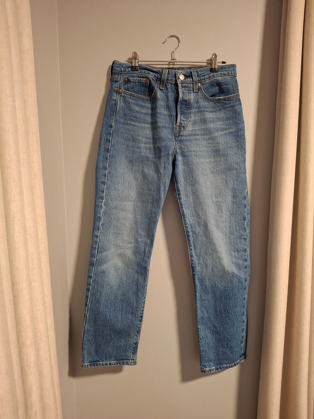 Levi's Wedgie Straight Jeans