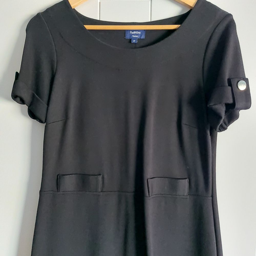 Black short dress