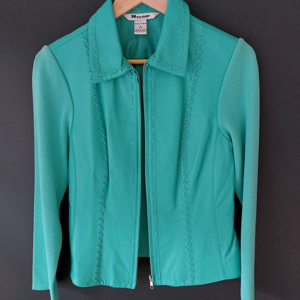TURQUOISE LEATHER WOVEN LIGHTWEIGHT JACKET