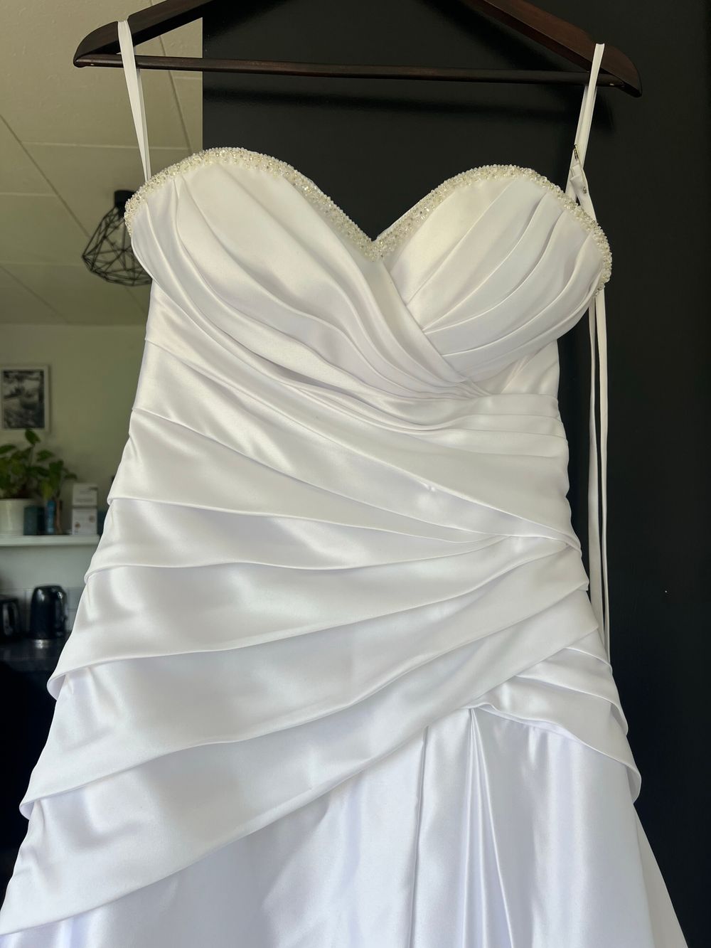 Symphony of Venus White wedding Dress