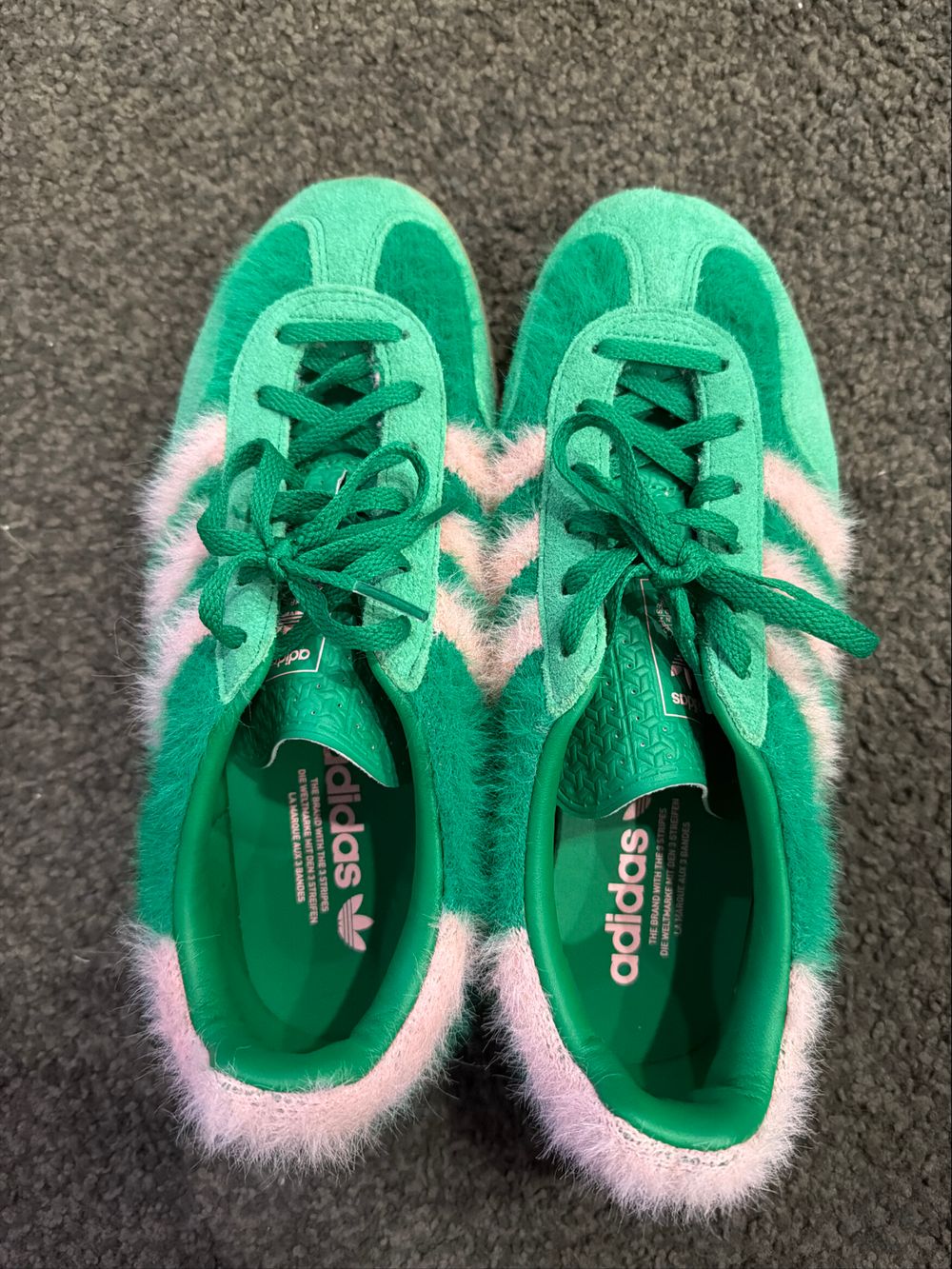Adidas - Adidas Gazelle furry green and pink on Designer Wardrobe