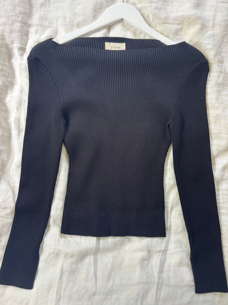 Black Ribbed Dissh Longsleeve
