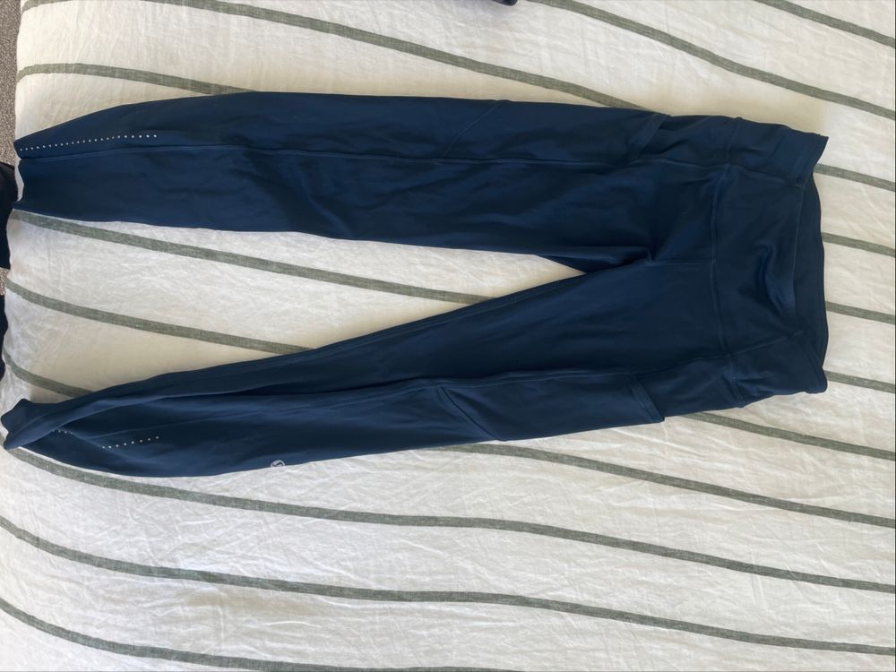 Lululemon fast and free 7/8 tights Navy
