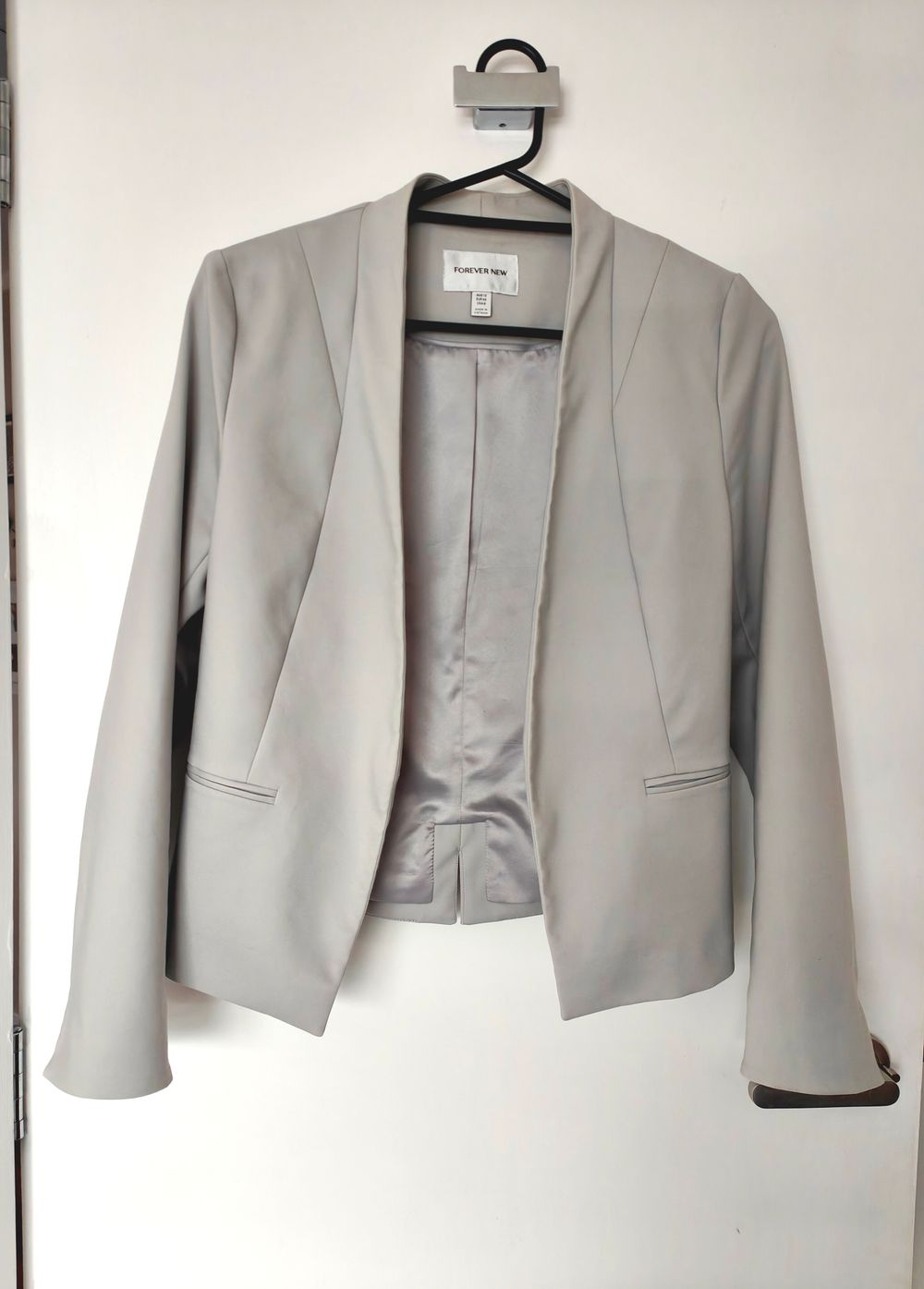 Forever New Cropped Silver Blazer Sz 12