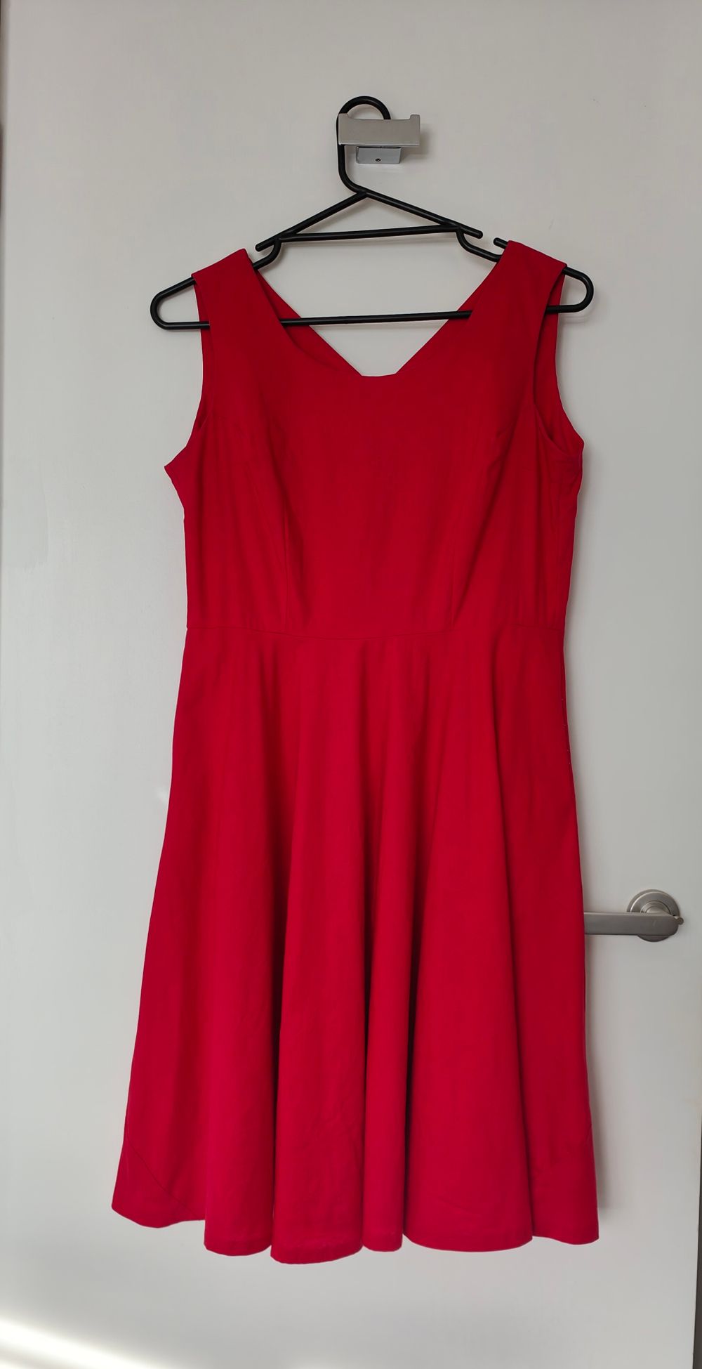 Vintage style sleeveless cotton red dress