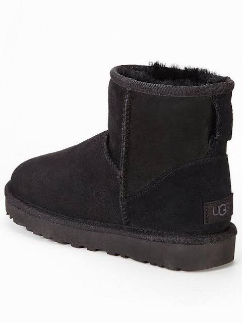 Ugg Classic Mini II Boot Black Leather Sheepskin Boots Suede Short Au 8 39 $240
