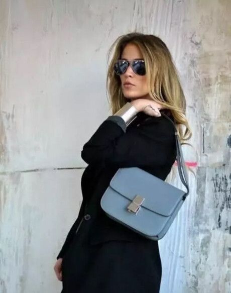 CÉLINE Medium Classic Box Bag Clutch Blue Shoulder Celine Designer Used $5400