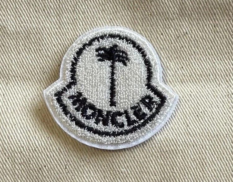 Moncler Logo Embroidered Sewing Patch Clothing Badge Designer Brand 4 X 4 Cm