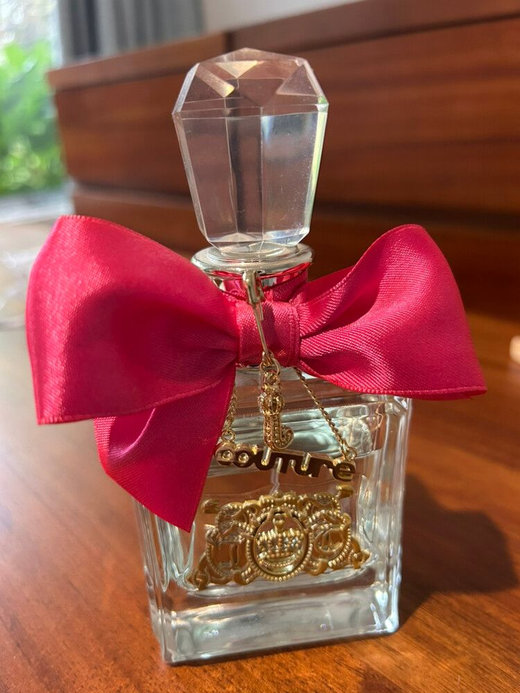 Juicy Couture Viva La Juicy Perfume