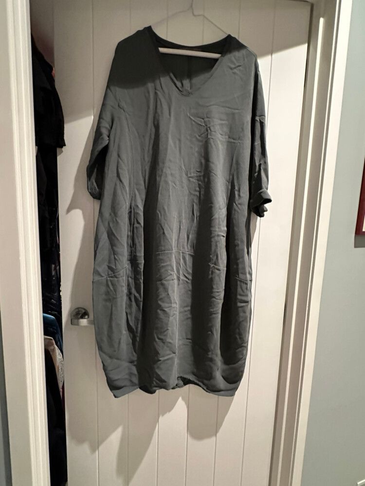 Transit Par Such Green/Grey Dress