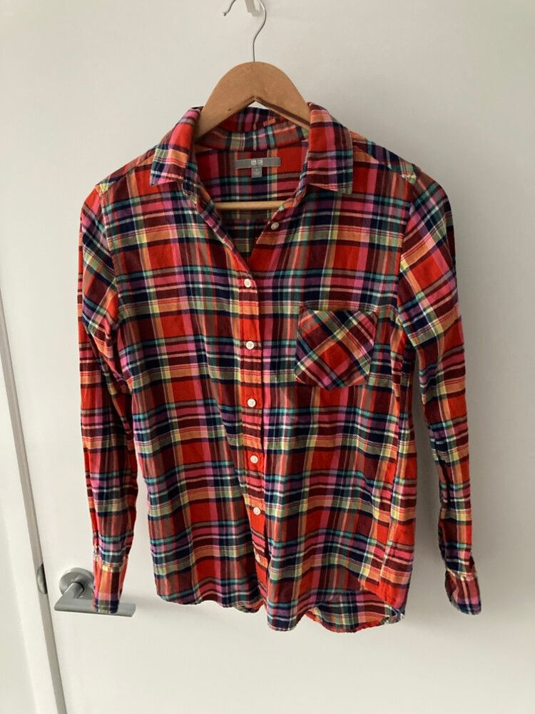 Uniqlo flannel check pattern longsleeve shirt