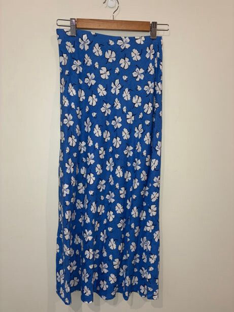 WARDROBE CLEAR OUT - Daisy Skirt