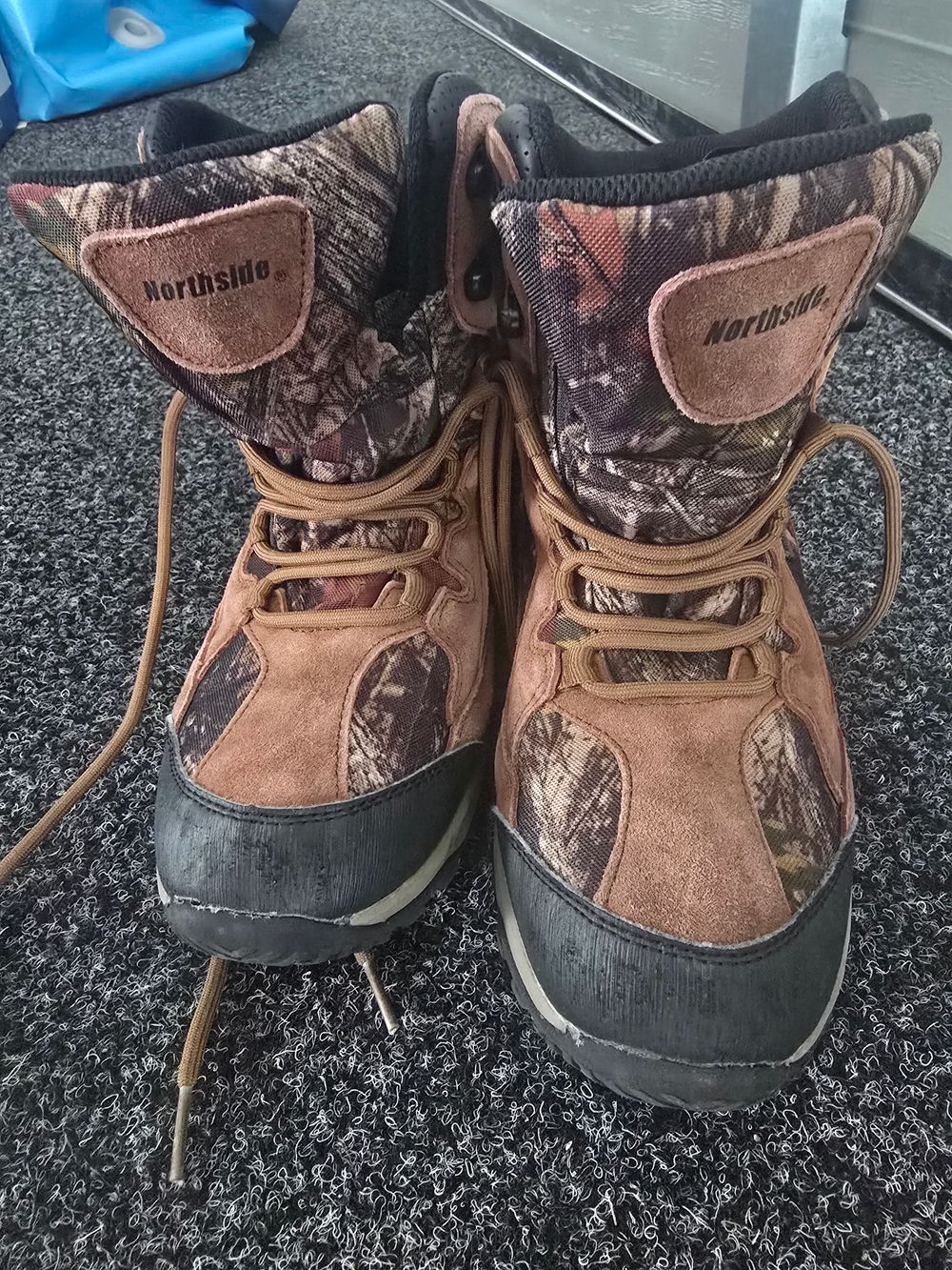 Hunting/hiking boots size 5 youth