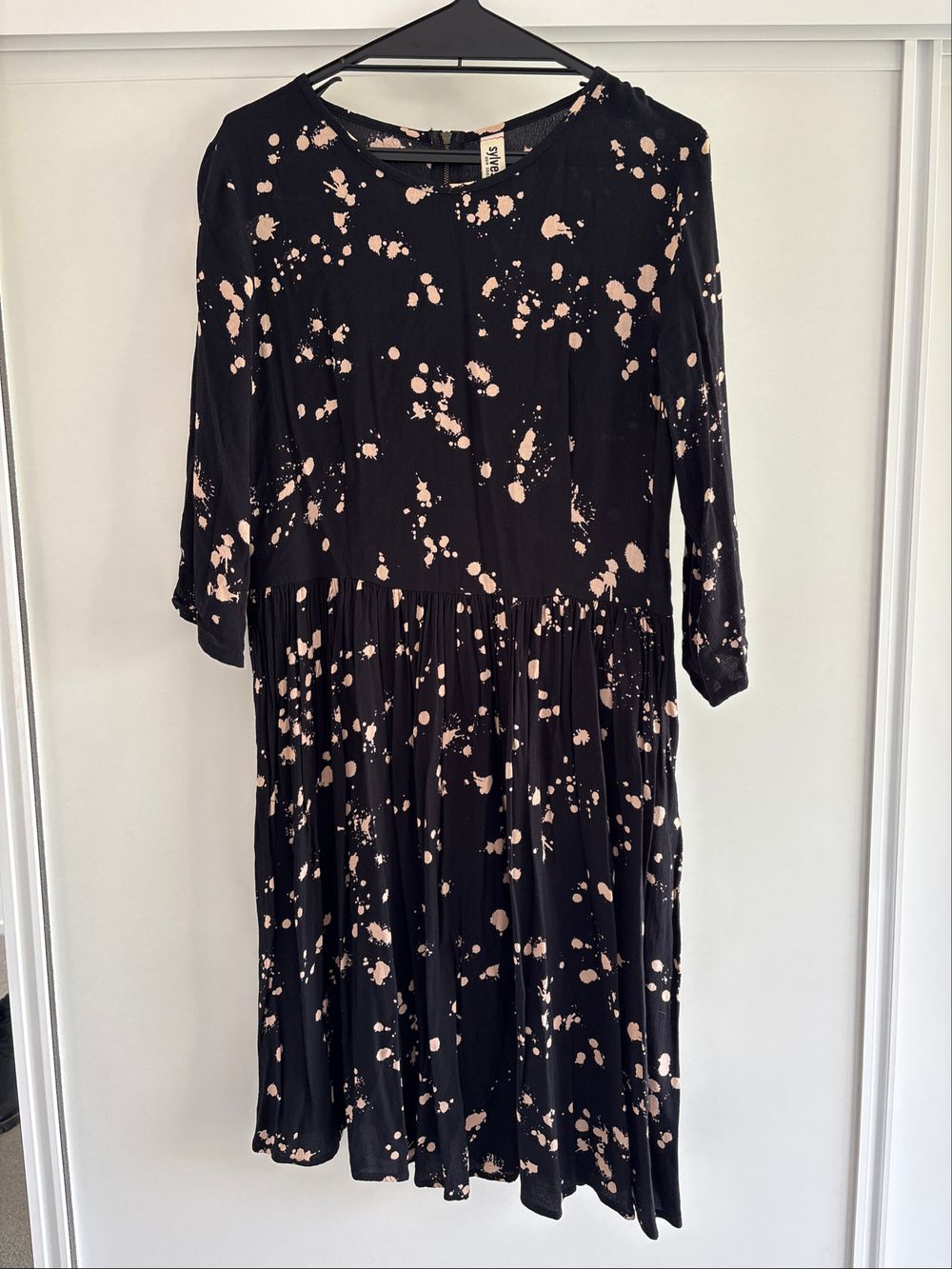 Sylvester Black and Beige Splatter Print Dress