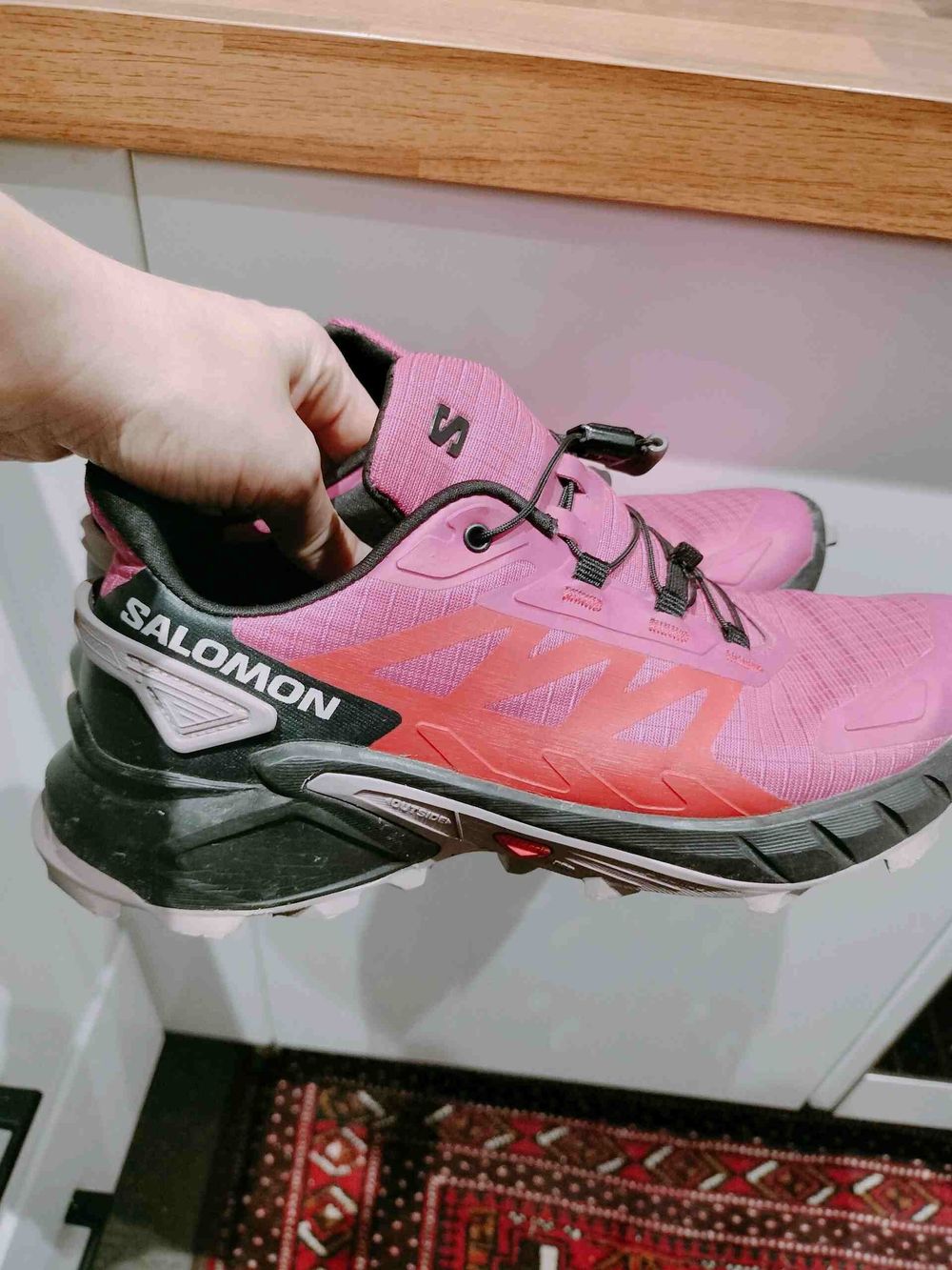 Salomon Pink nearly new trail runners