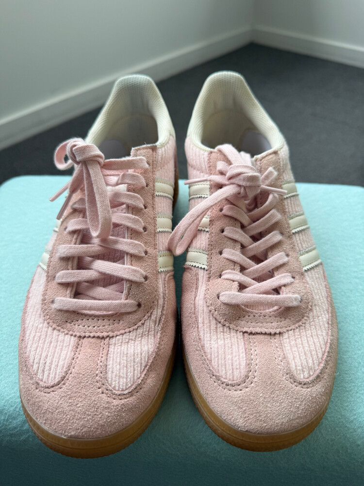 adidas gazelle silver green womens ADIDAS ORIGINALS Handball Spezial "Clear Pink" IE5897