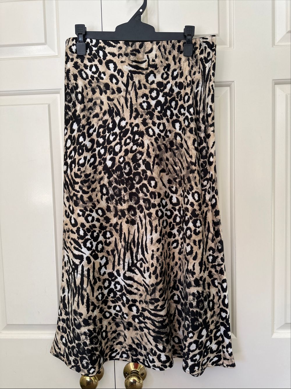 Decjuba Animal Print Satin Feel Skirt