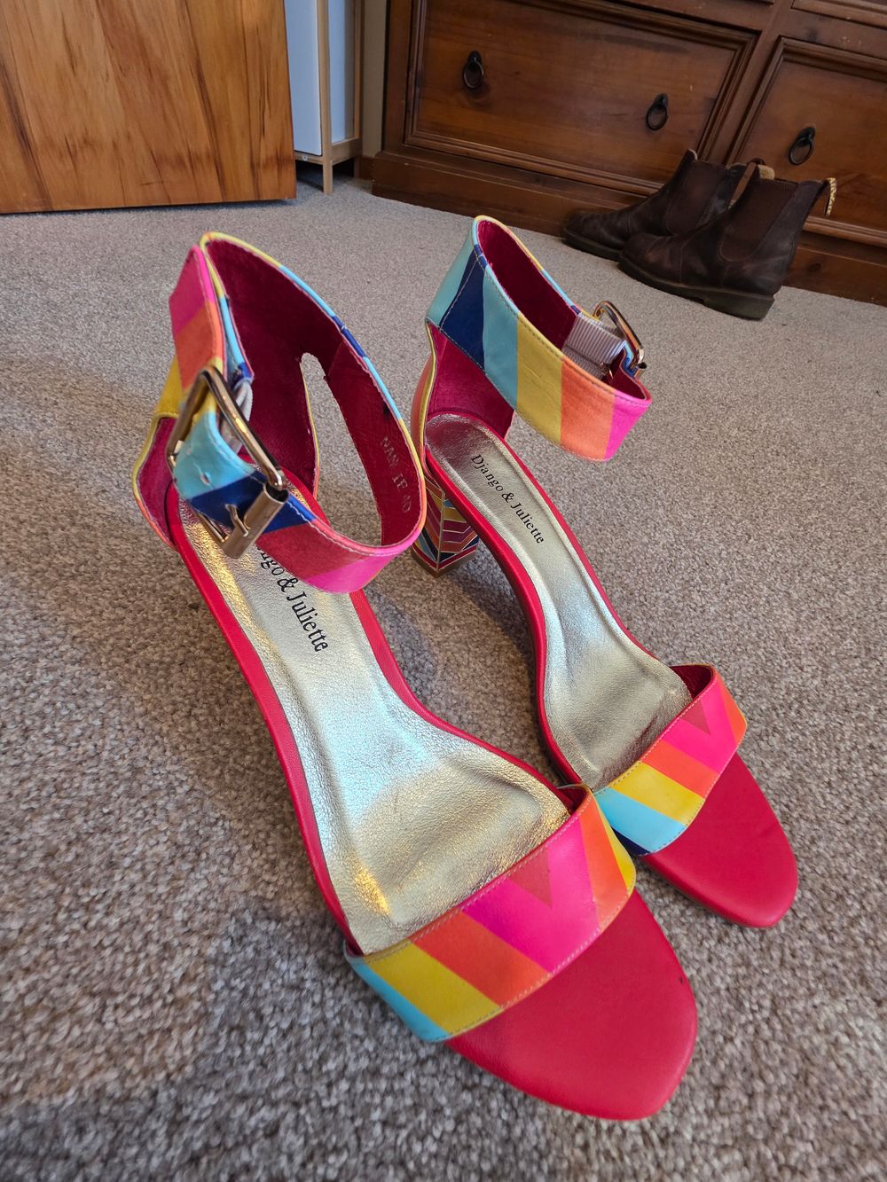 Django & Juliette Heels