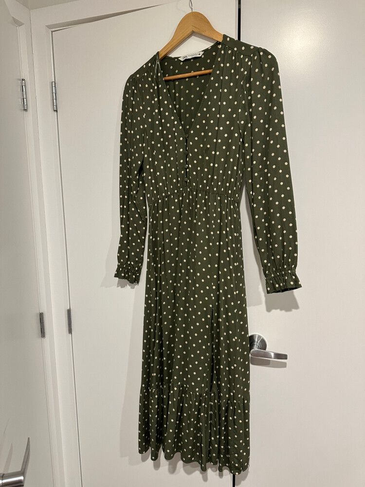 Zara - Green Polka Midi Dress on Designer Wardrobe