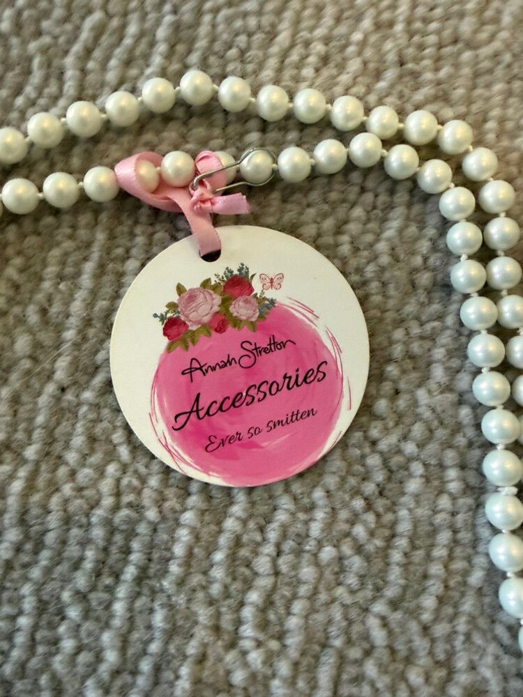 pearl necklace