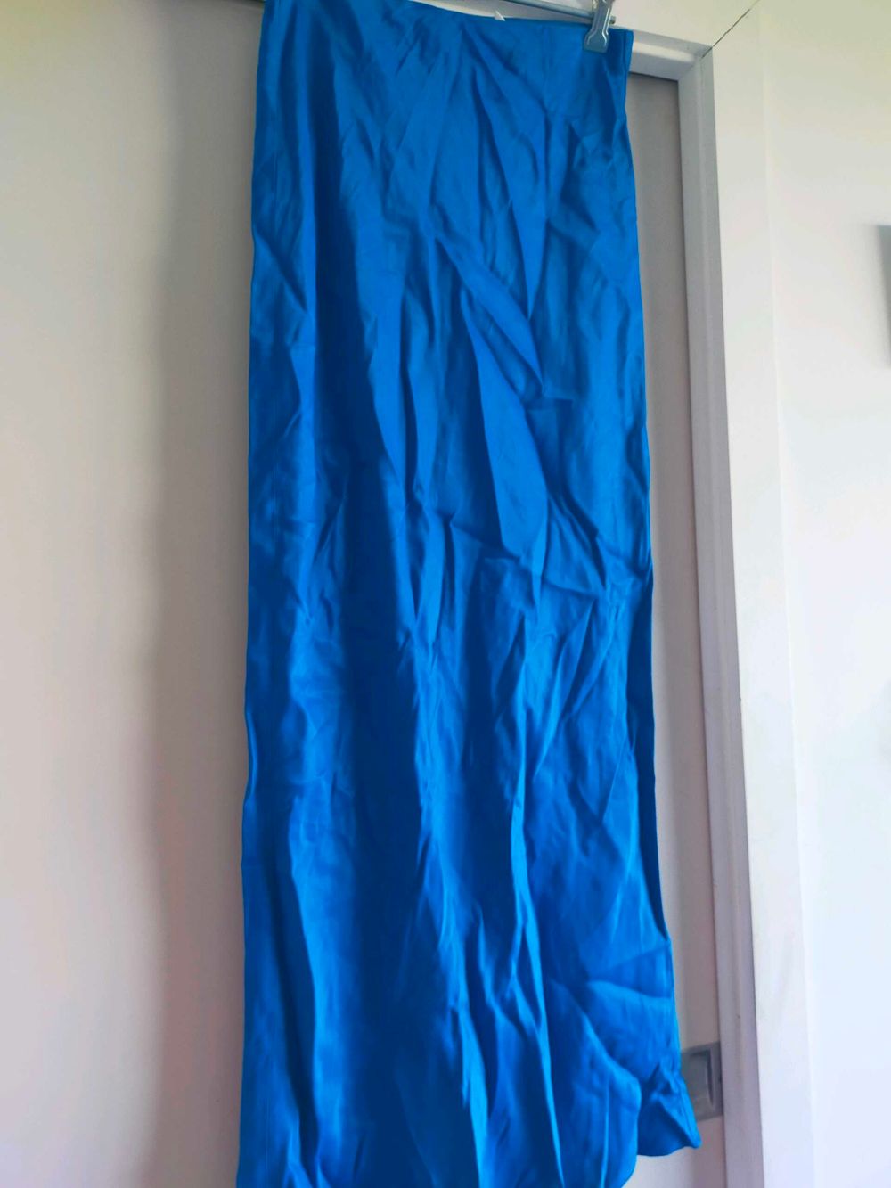Glassons blue skirt