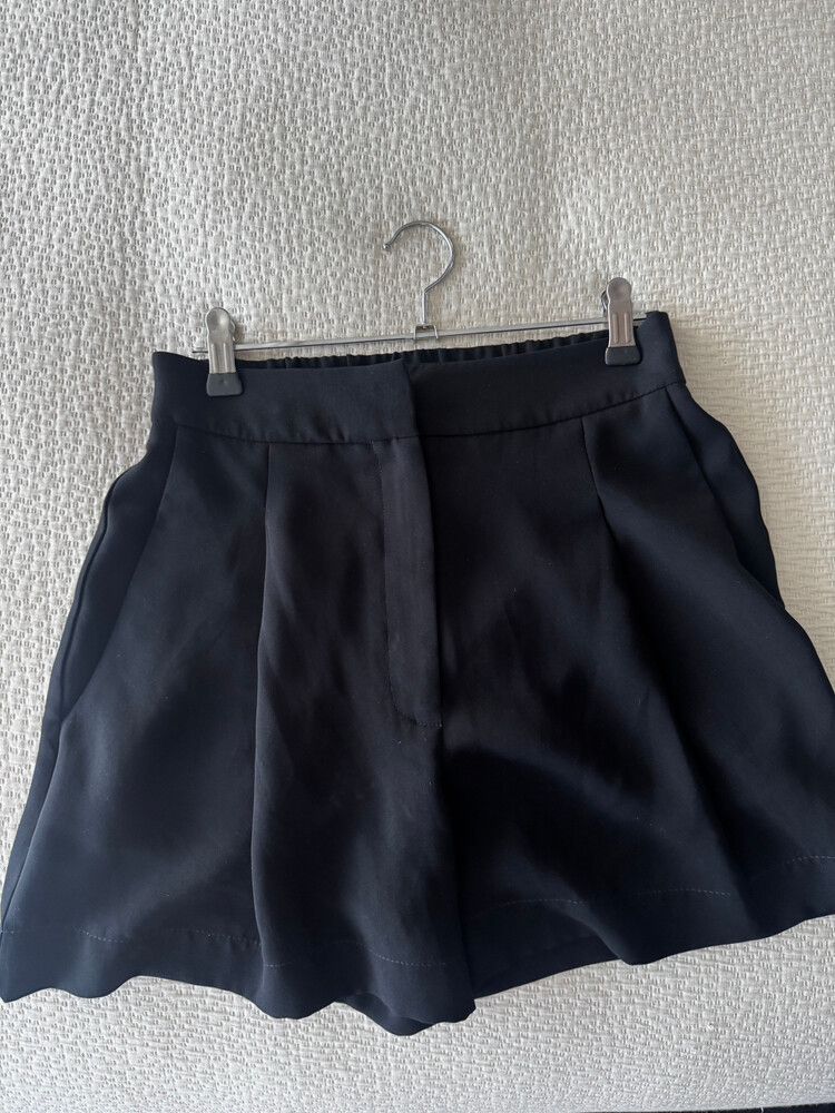 Juliette Hogan Black Dress Shorts