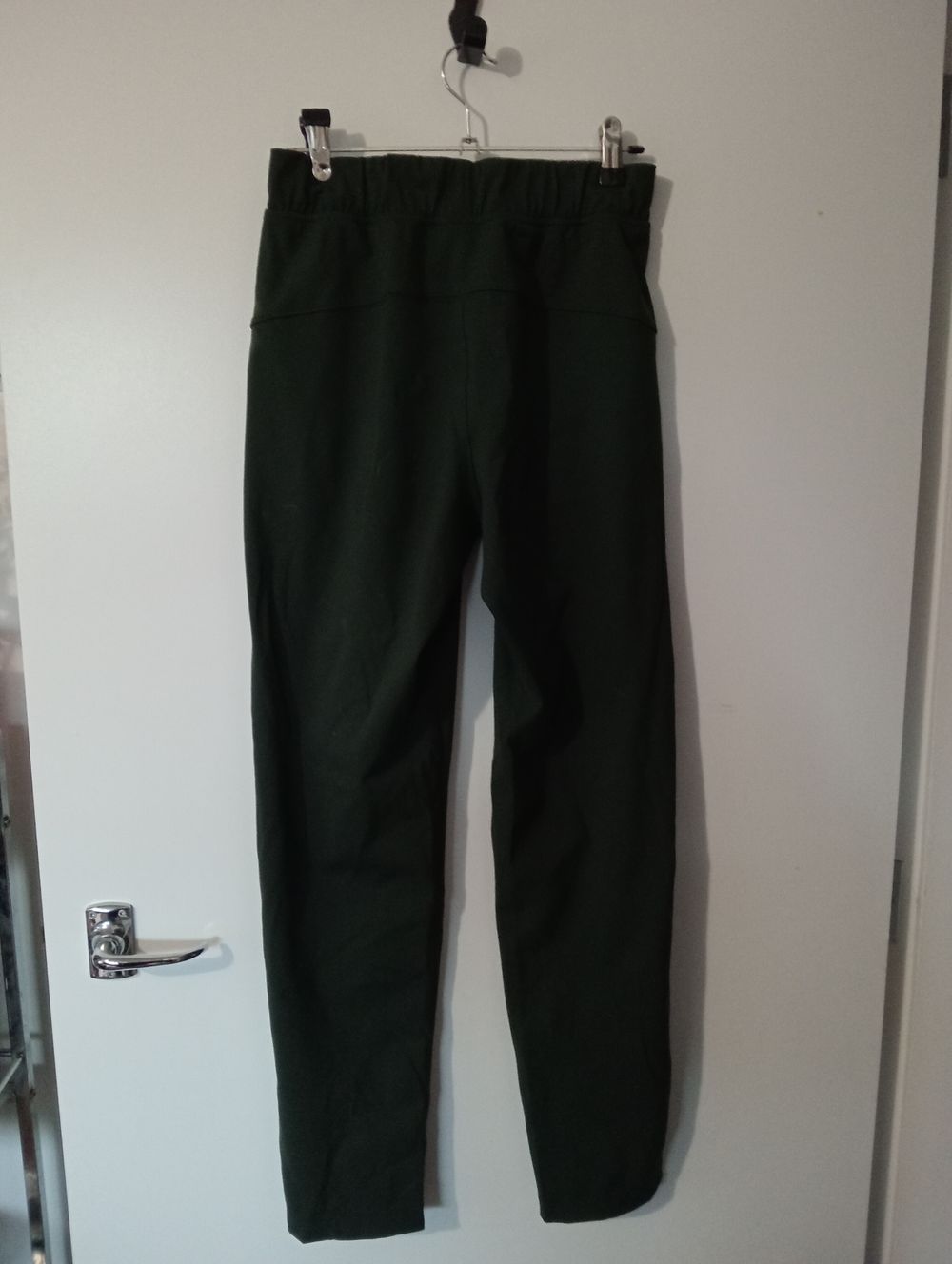 Lululemon trackpants sz8 dark green