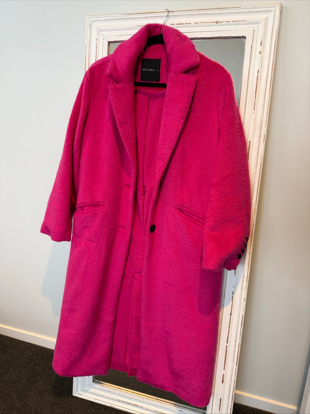 Stunning Decjuba Faux Fur Coat