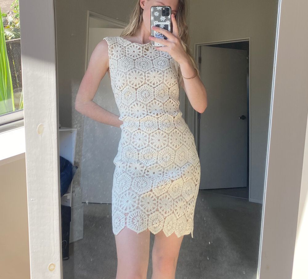 alice and olivia cream dress CLYDE MINI DRESS in OFF WHITE MULTI