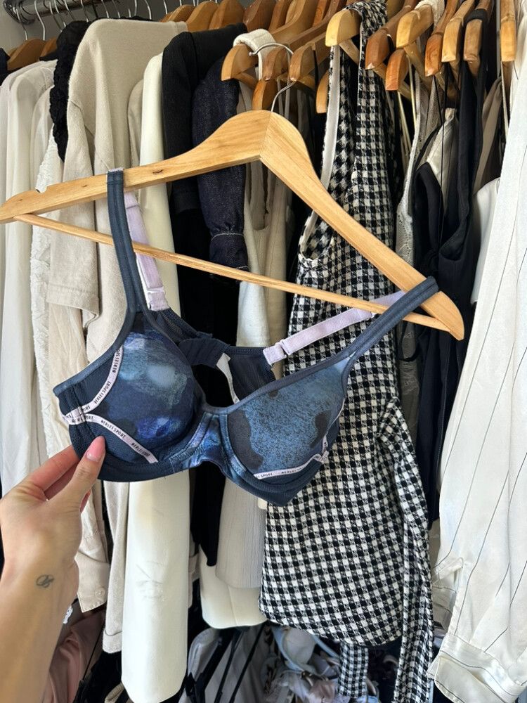 Berlei Underwire Sports Bra - 10A