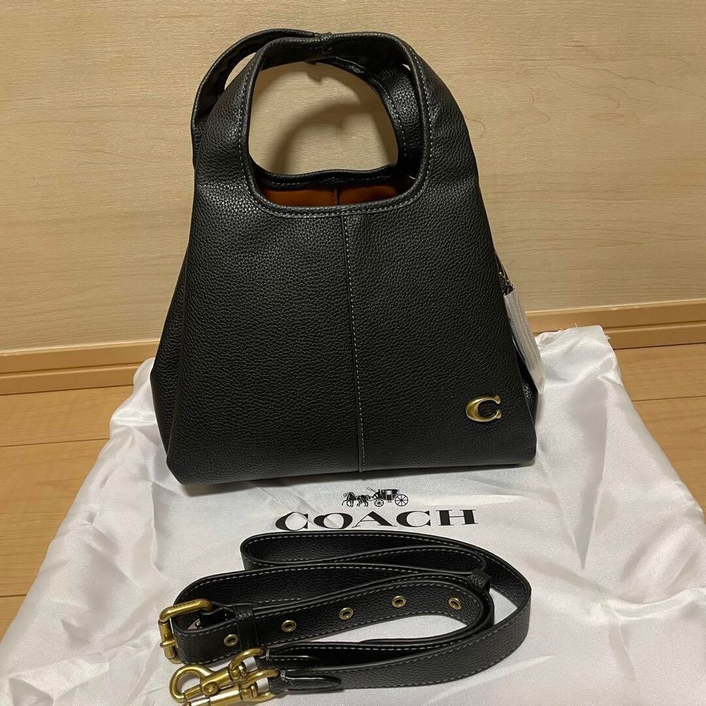 Coach lana Shoulder Bag