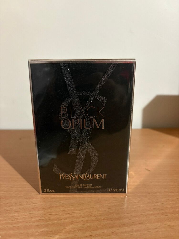 Yves Saint Laurent Black Opium