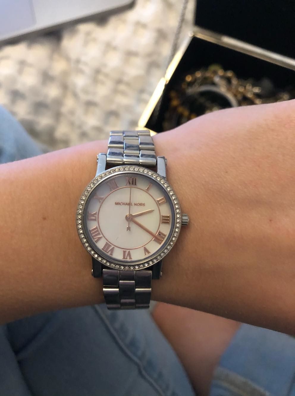 Details 142+ ladies silver watches ireland best vietkidsiq.edu.vn