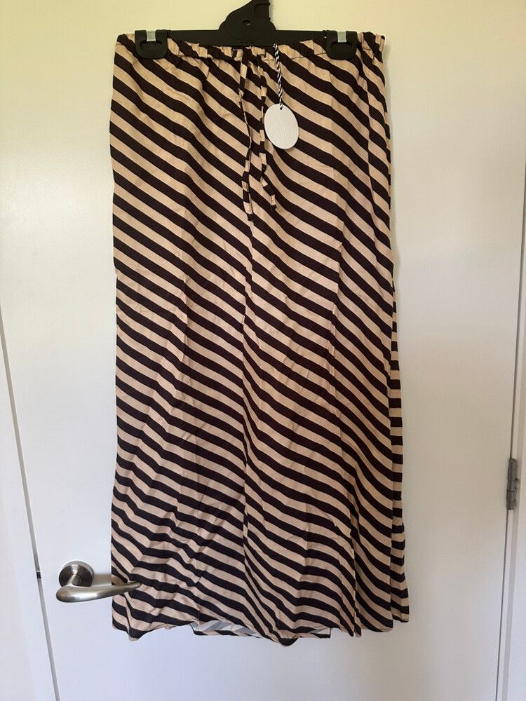 The Hidden Way Barley Midi Skirt