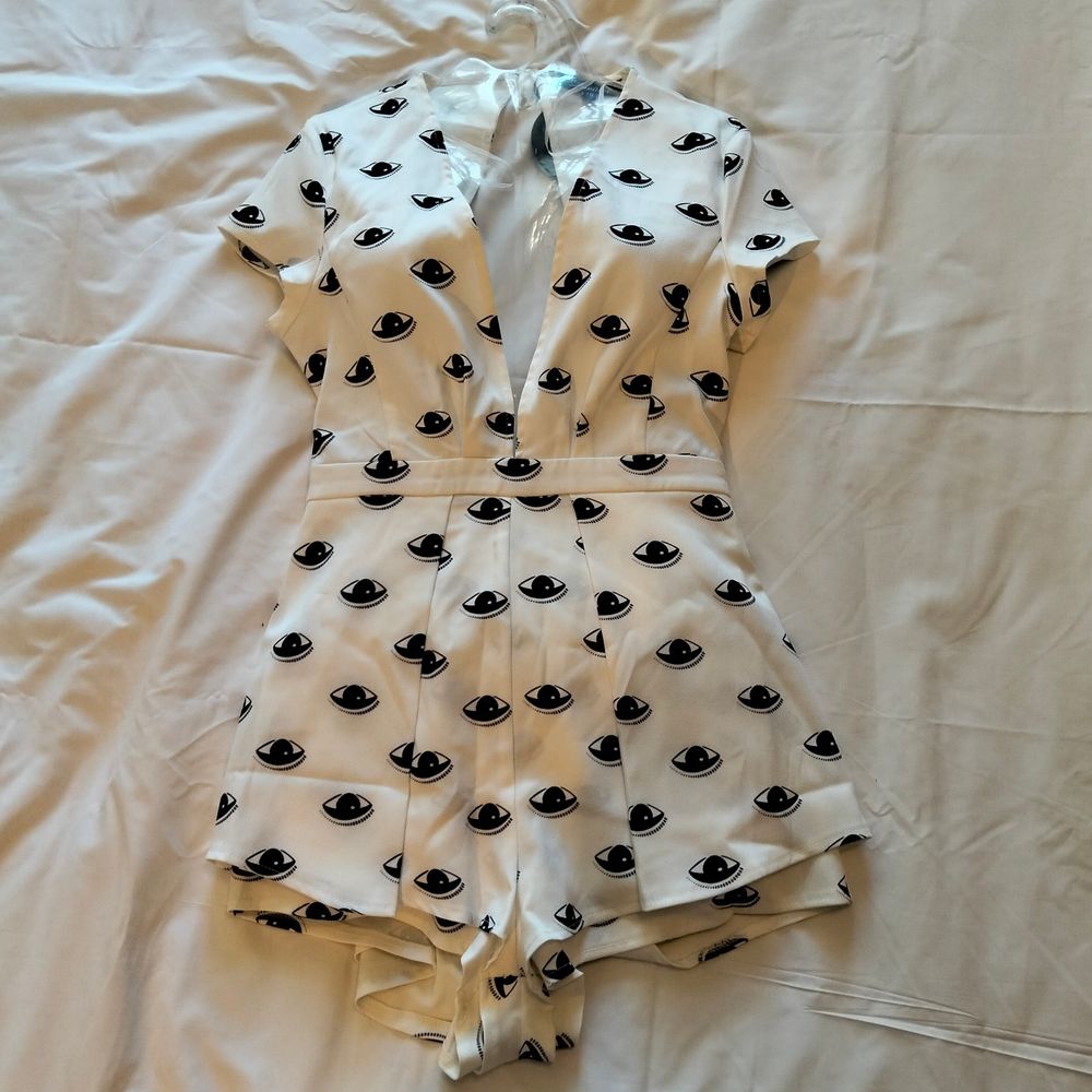 Luvalot White Black Eye Playsuit Size 10