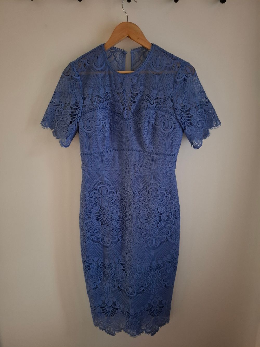 Forever New - BRAND NEW Forever New Blue Lace Dress on Designer Wardrobe Forever New - BRAND NEW Forever New Blue Lace Dress on Designer Wardrobe
