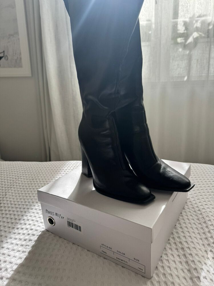 princess Polly boots! size 39