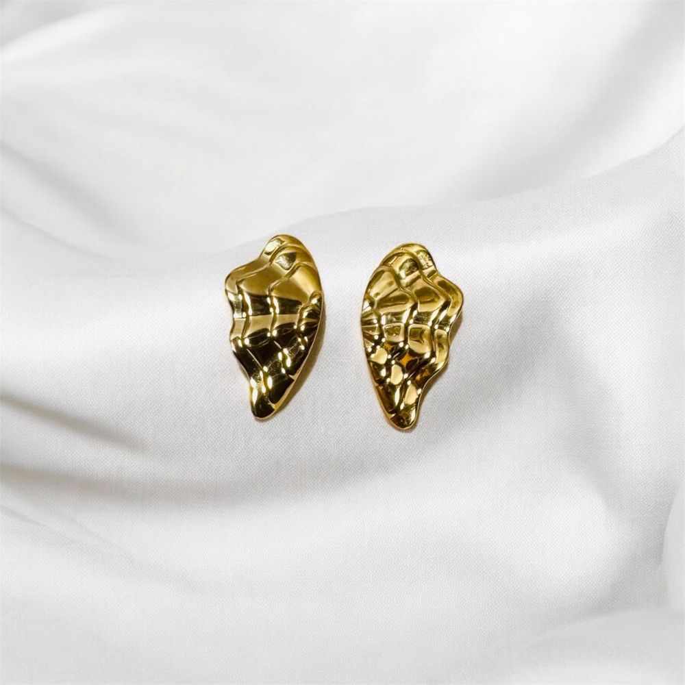 Avon Wavy Butterfly Clip On Earrings