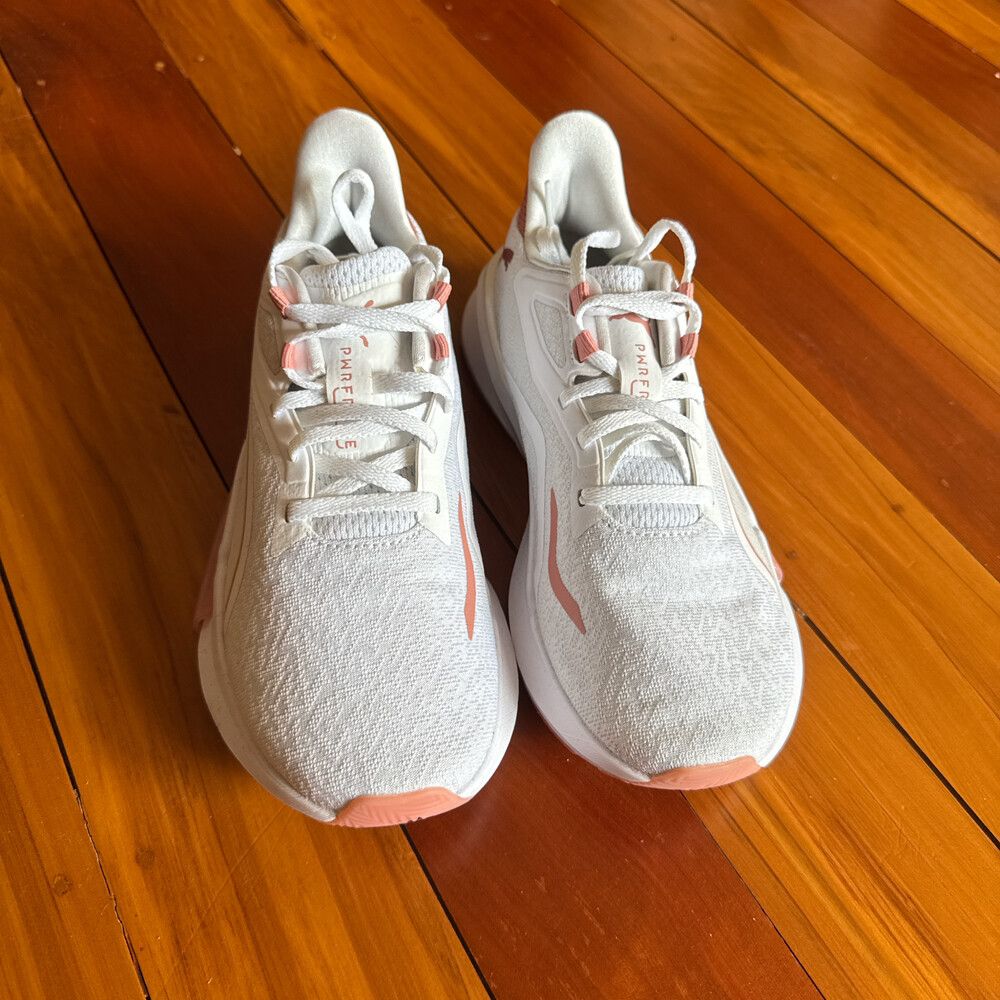 Puma PWRFrame TR Crystalline women's training shoes in White-Rosette color