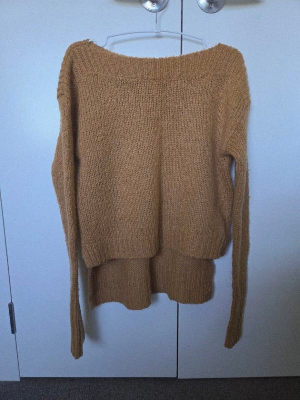 Country Road Jumper