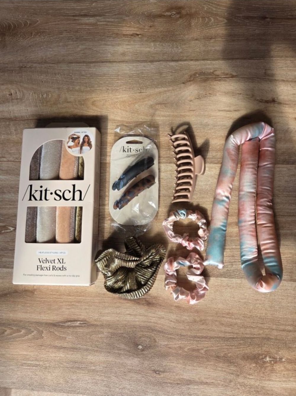 Kitsch Heatless Curls + Clips